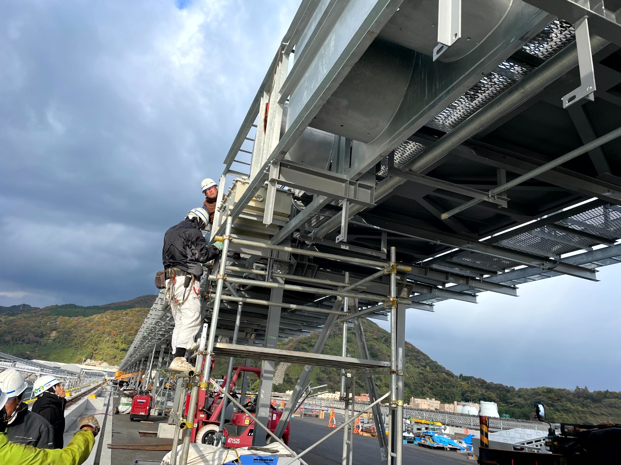 荷役設備周辺での高所作業